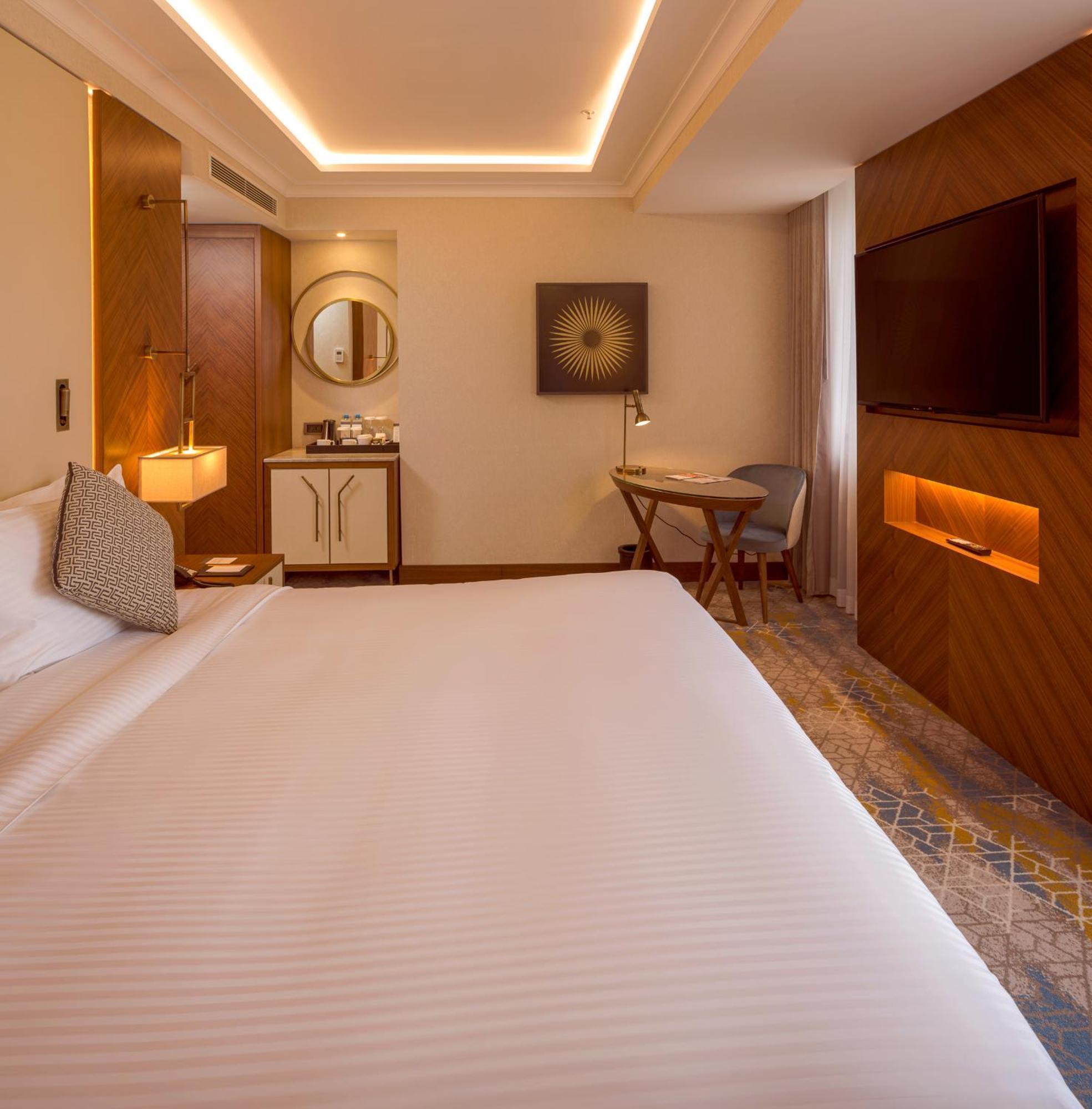 Sheraton Μπισκέκ Εξωτερικό φωτογραφία