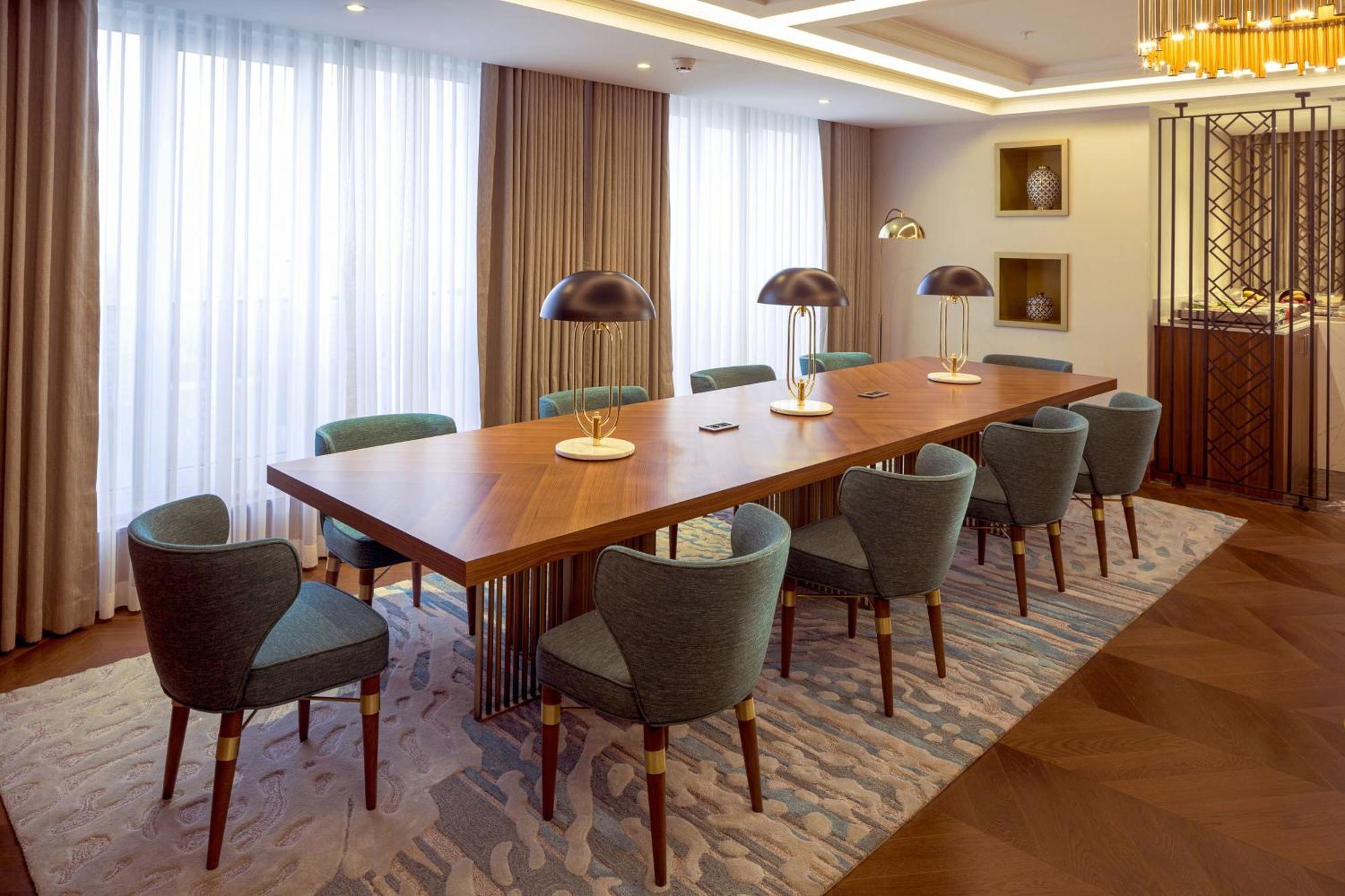Sheraton Μπισκέκ Εξωτερικό φωτογραφία